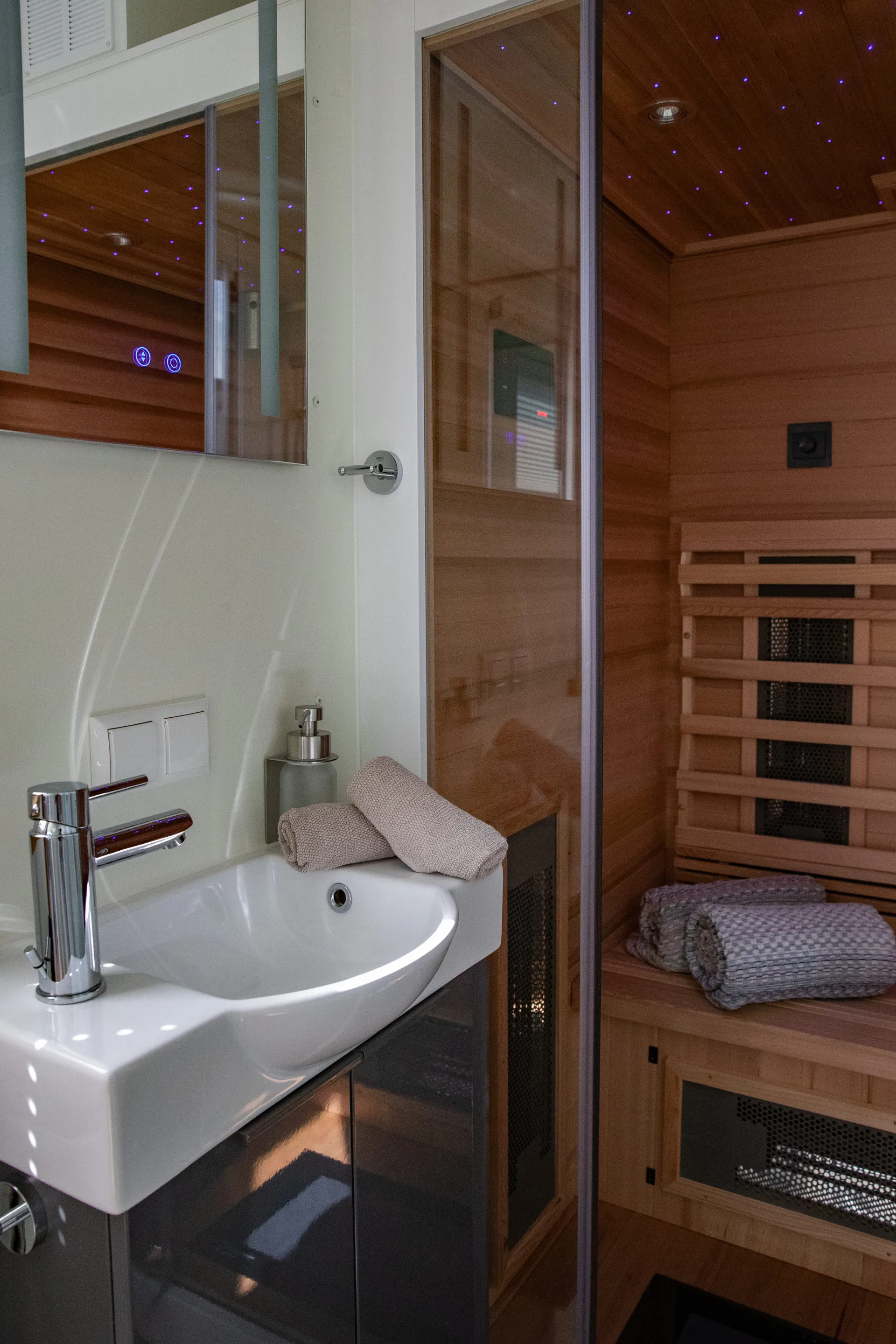 Hausboot mit Sauna